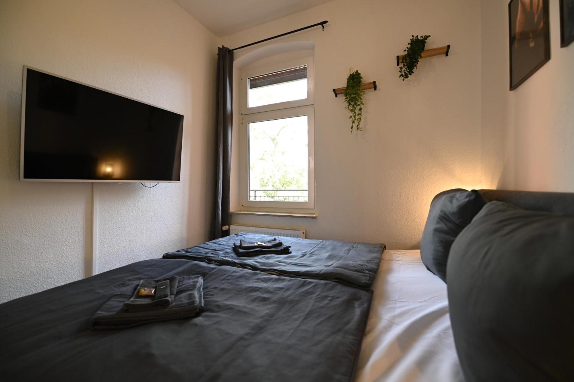 Dessaus Motto Appartements! Solo - Paerchen - Familien - Gruppen Dış mekan fotoğraf