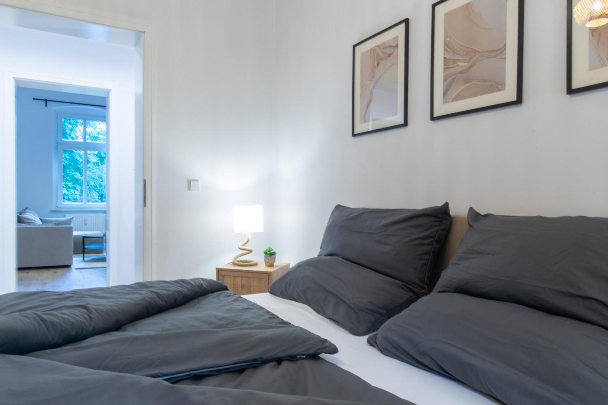 Dessaus Motto Appartements! Solo - Paerchen - Familien - Gruppen Oda fotoğraf